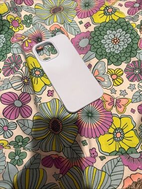 White Phone Case - Slim Protective Cover